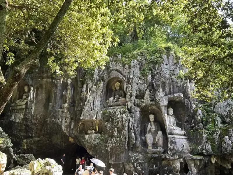 The Ultimate Hangzhou Classic 1-Day Itinerary: Imperial Grandeur & Poetic Serenity photo 1