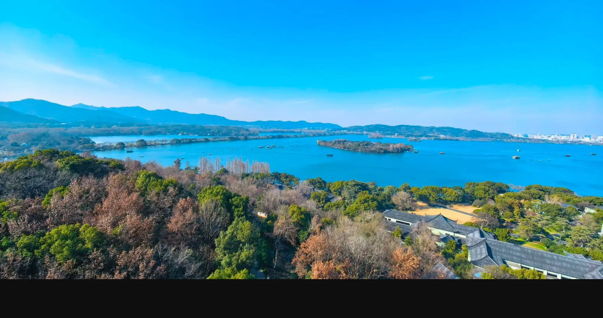 Xixi Wetland vs West Lake: A Local Guide's Honest Comparison